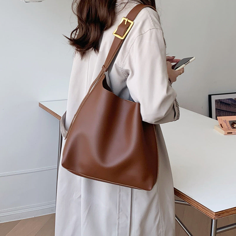 Street Style PU Crossbody Bag – Simple Everyday Handbag, Crossbody Purse for Women (Black/Brown