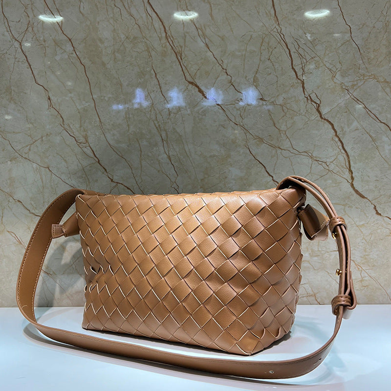 Woven PU Shoulder Bag – Trendy Streetwear Crossbody with Magnetic Closure (6 Colors, 33cm Large Capacity)