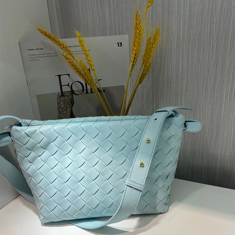Woven PU Shoulder Bag – Trendy Streetwear Crossbody with Magnetic Closure (6 Colors, 33cm Large Capacity)