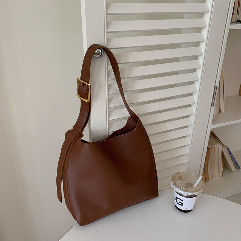 Street Style PU Crossbody Bag – Simple Everyday Handbag, Crossbody Purse for Women (Black/Brown