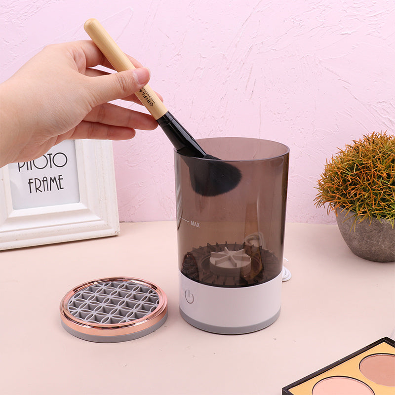 Electric Makeup Brush Cleaner – Portable USB Rechargeable Brush Spinner for Eye Shadow & Face Brushes